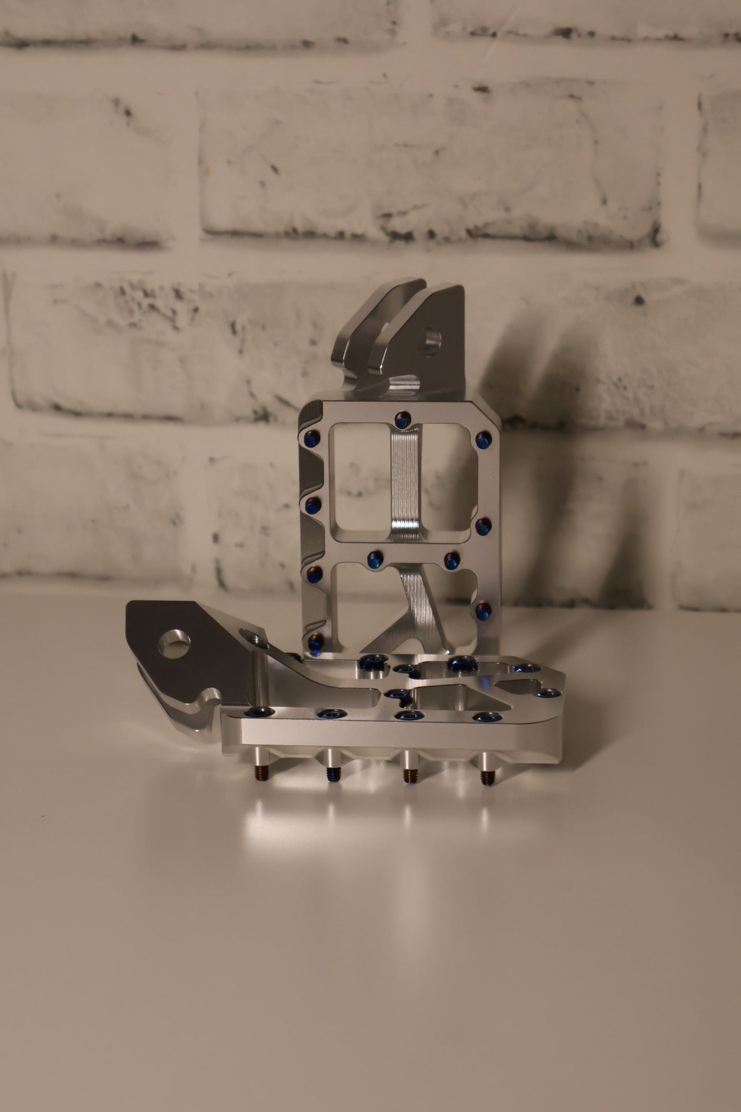 SE TITANIUM WAVE WIDE PEGS. BACK ORDER